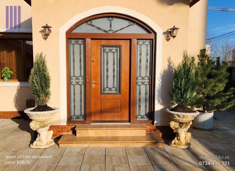 Vila lux, 350mpu, S+P+E+M, 2 garaje, crama, office, 2 bucatarii, 2 intrari