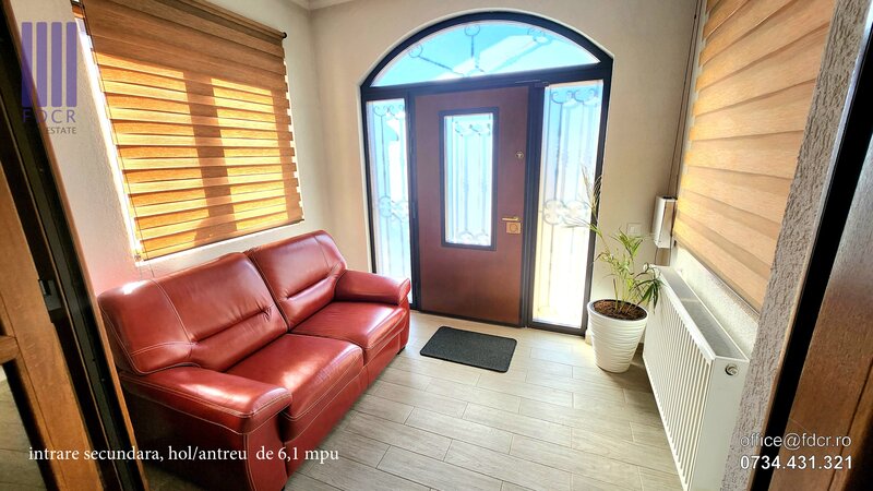 Vila lux, 350mpu, S+P+E+M, 2 garaje, crama, office, 2 bucatarii, 2 intrari