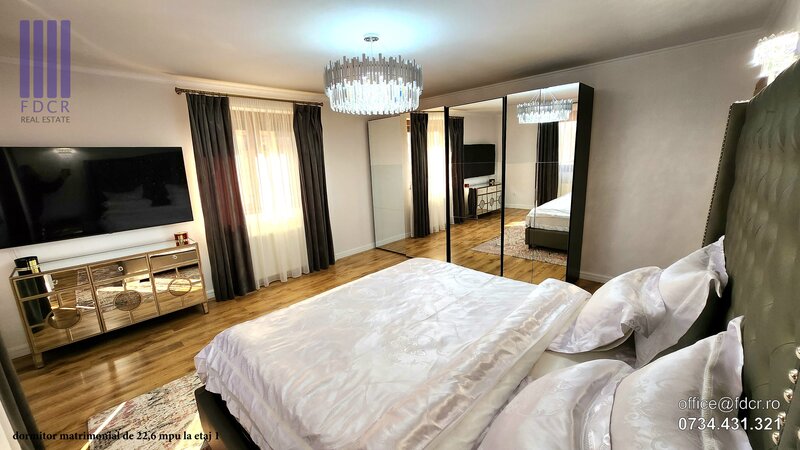 Vila lux, 350mpu, S+P+E+M, 2 garaje, crama, office, 2 bucatarii, 2 intrari